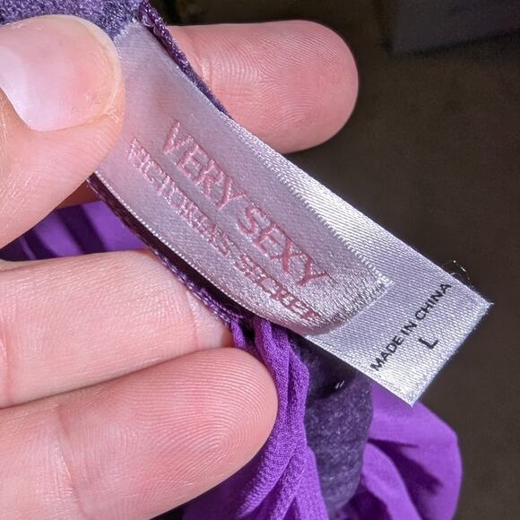 Vtg Y2K Victoria's Secret Very Sexy Purple Sheer Deep V-Neck Belted Negligee L - Picture 4 of 5